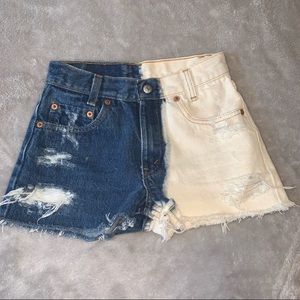 Levi’s shorts